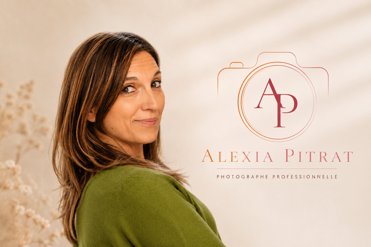 Alexia Pitrat | Photographe Grossesse, Naissance & Seniors